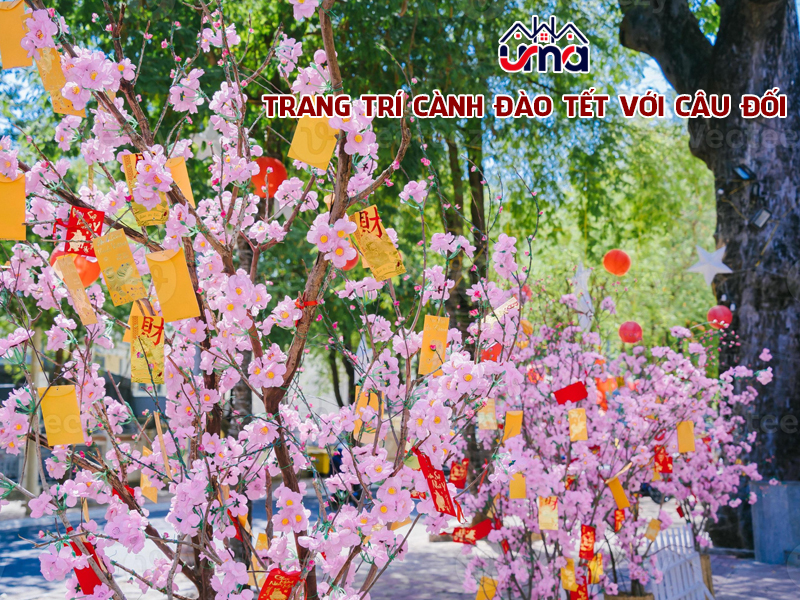 trang-tri-canh-dao-tet-voi-cau-doi