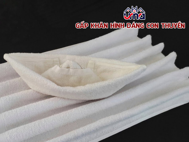 gap-khan-hinh-dang-con-thuyen