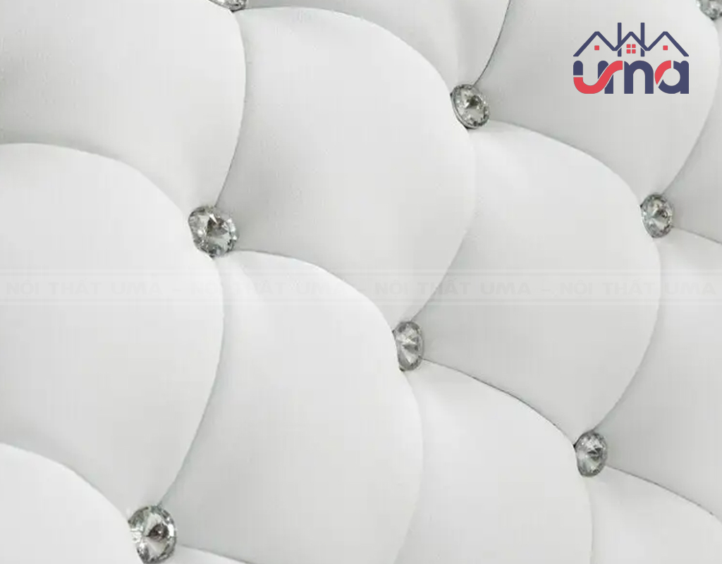giuong-tron-kieu-tan-co-dien-dep-mat-gnt005